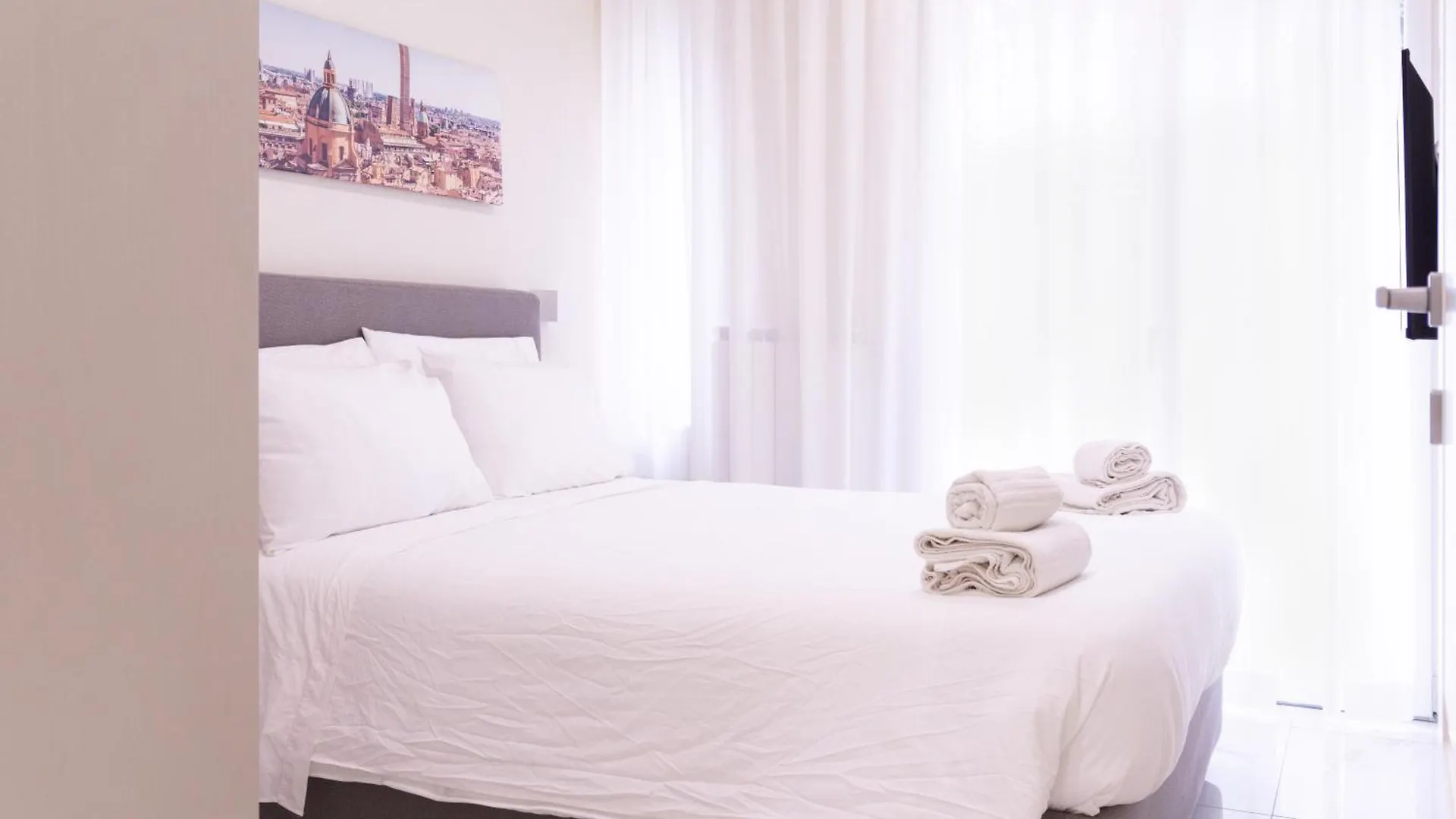 Apartment Marconi 34 - Eleganza E Comodita In Pieno Centro Storico Bologna